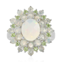 Anello in argento con Opale di Welo