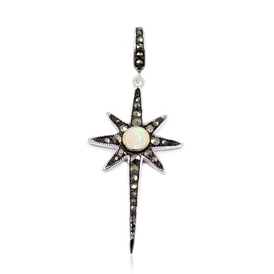 Ciondolo in argento con Opale di Welo