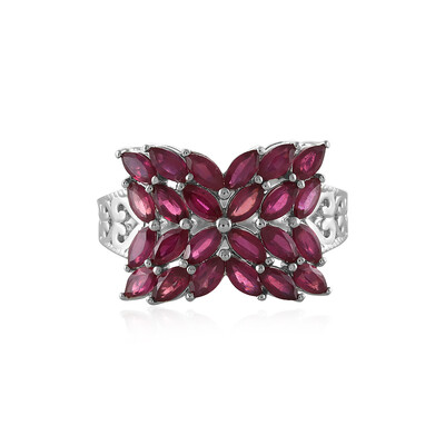 Anello in argento con Rubino del Madagascar