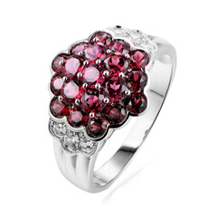 Anello in argento con Rodolite