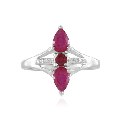 Anello in argento con Rubino del Madagascar