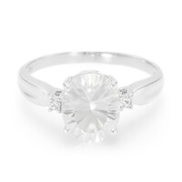 Anello in argento con Petalite