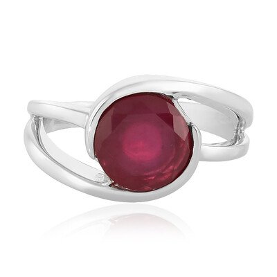 Anello in argento con Rubino del Madagascar
