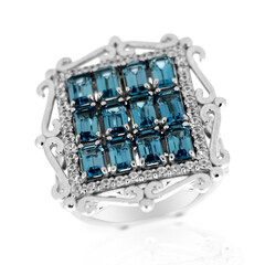 Anello in argento con Topazio Blu Londra (Dallas Prince Designs)