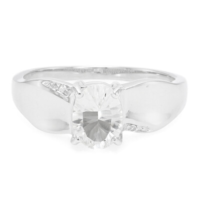 Anello in argento con Petalite