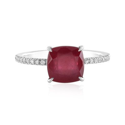 Anello in platino con Rubino del Madagascar