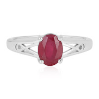 Anello in argento con Rubino del Madagascar