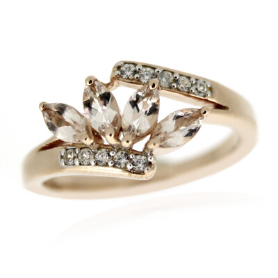 Anello in argento con Morganite
