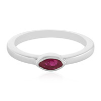 Anello in argento con Rubino del Madagascar