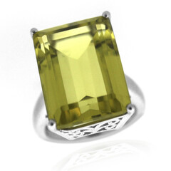 Anello in argento con Quarzo Ouro Verde