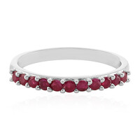 Anello in argento con Rubino