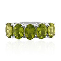 Anello in argento con Peridoto della Birmania