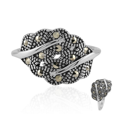 Anello in argento con Marcassite