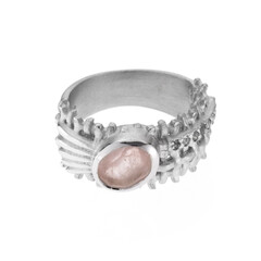 Anello in argento con Quarzo Rosa