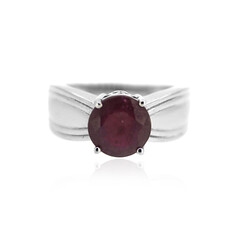 Anello in argento con Rubino