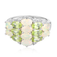Anello in argento con Opale di Welo