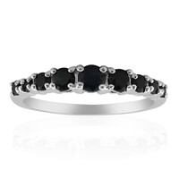 Anello in argento con Zaffiro Nero