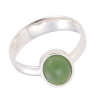 Anello in argento con Nefrite