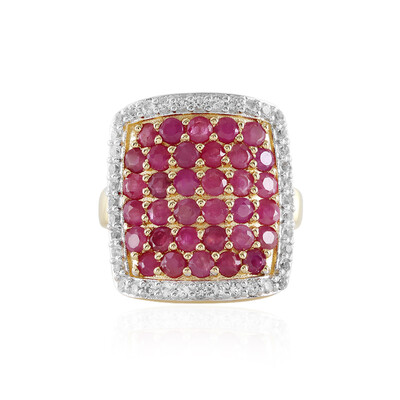 Anello in argento con Rubino