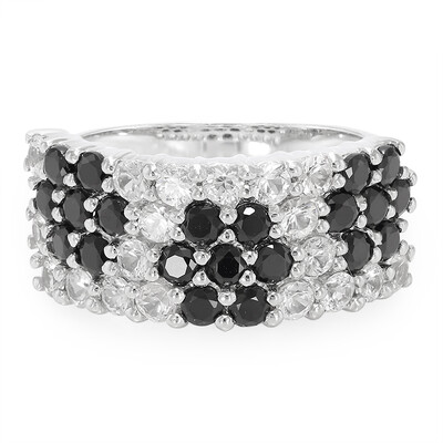 Anello in argento con Spinello Nero