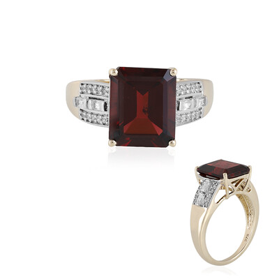 Anello in oro con Granato Mozambico