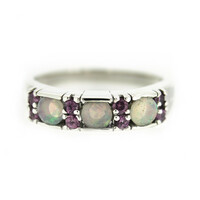 Anello in argento con Opale di Welo