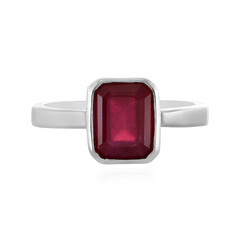 Anello in argento con Rubino del Madagascar