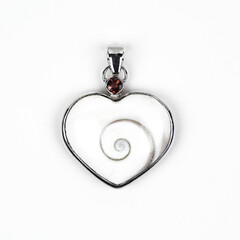 Ciondolo in argento con Occhio di Shiva