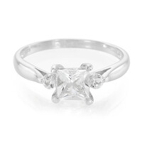 Anello in argento con Petalite