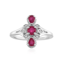 Anello in argento con Rubino del Madagascar