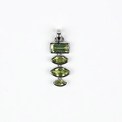 Ciondolo in argento con Peridoto