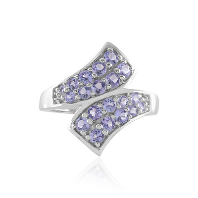 Anello in argento con Tanzanite
