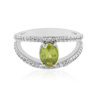 Anello in oro con Sfene