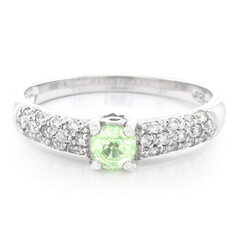 Anello in argento con Cianite Menta