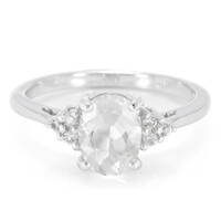 Anello in argento con Petalite