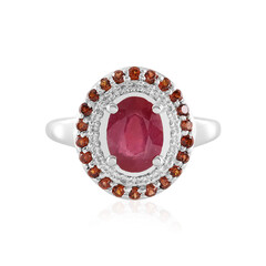 Anello in argento con Rubino del Madagascar