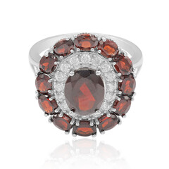 Anello in argento con Granato
