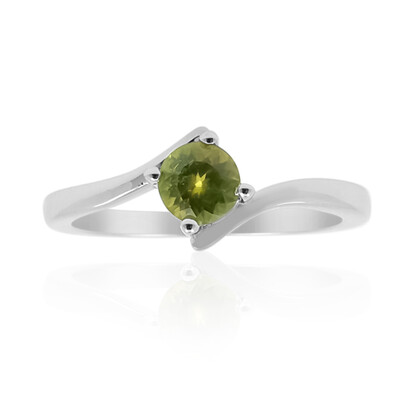 Anello in argento con Idocrasio