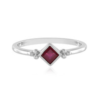 Anello in argento con Rubino del Madagascar