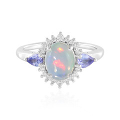 Anello in argento con Opale di Welo