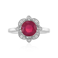 Anello in argento con Rubino del Madagascar