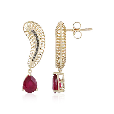 Orecchini in oro con Rubino del Madagascar (Ornaments by de Melo)