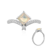Anello in argento con Opale di Welo