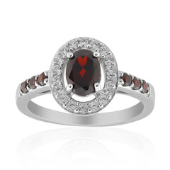 Anello in argento con Granato