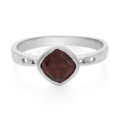 Anello in argento con Granato Mozambico