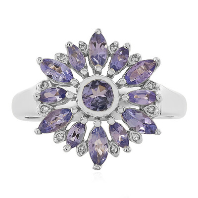 Anello in argento con Tanzanite