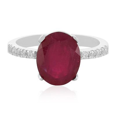 Anello in argento con Rubino del Madagascar