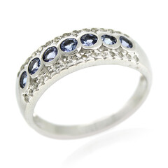 Anello in argento con Tanzanite