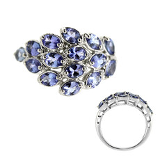 Anello in argento con Tanzanite