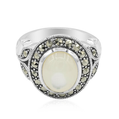 Anello in argento con Madreperla